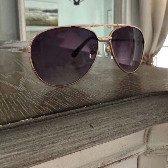 Gold Aviator Sunglass Readers strength 2.5- brand new- too big for my face - Picture 6 of 10